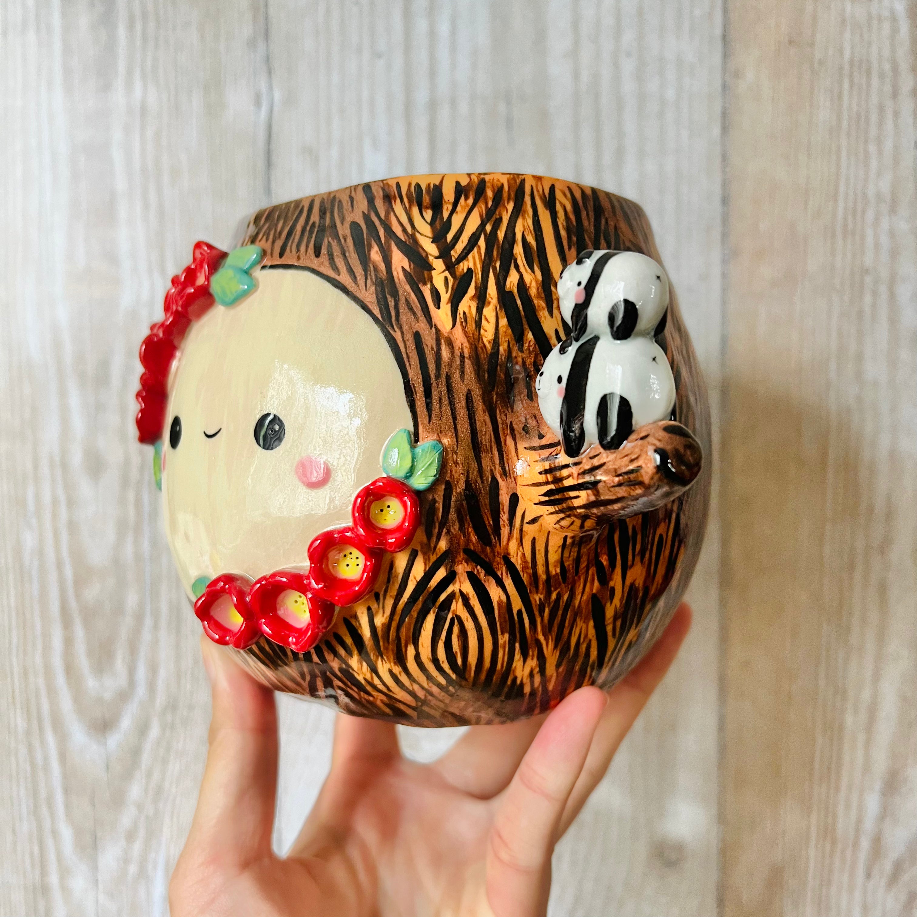 HAPPY TREE POT with panda friends