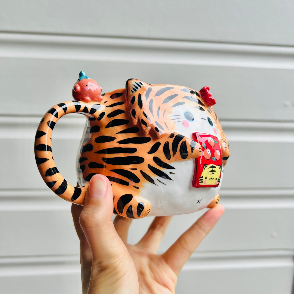 Flowery Tiger and mandarin friend with red packet mug, photo 2 of 5