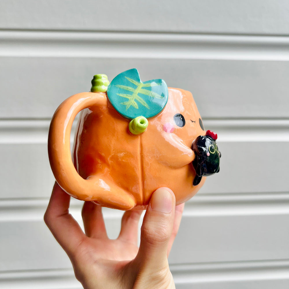 Halloween pumpkin mug with black cat friend, photo 2 of 6