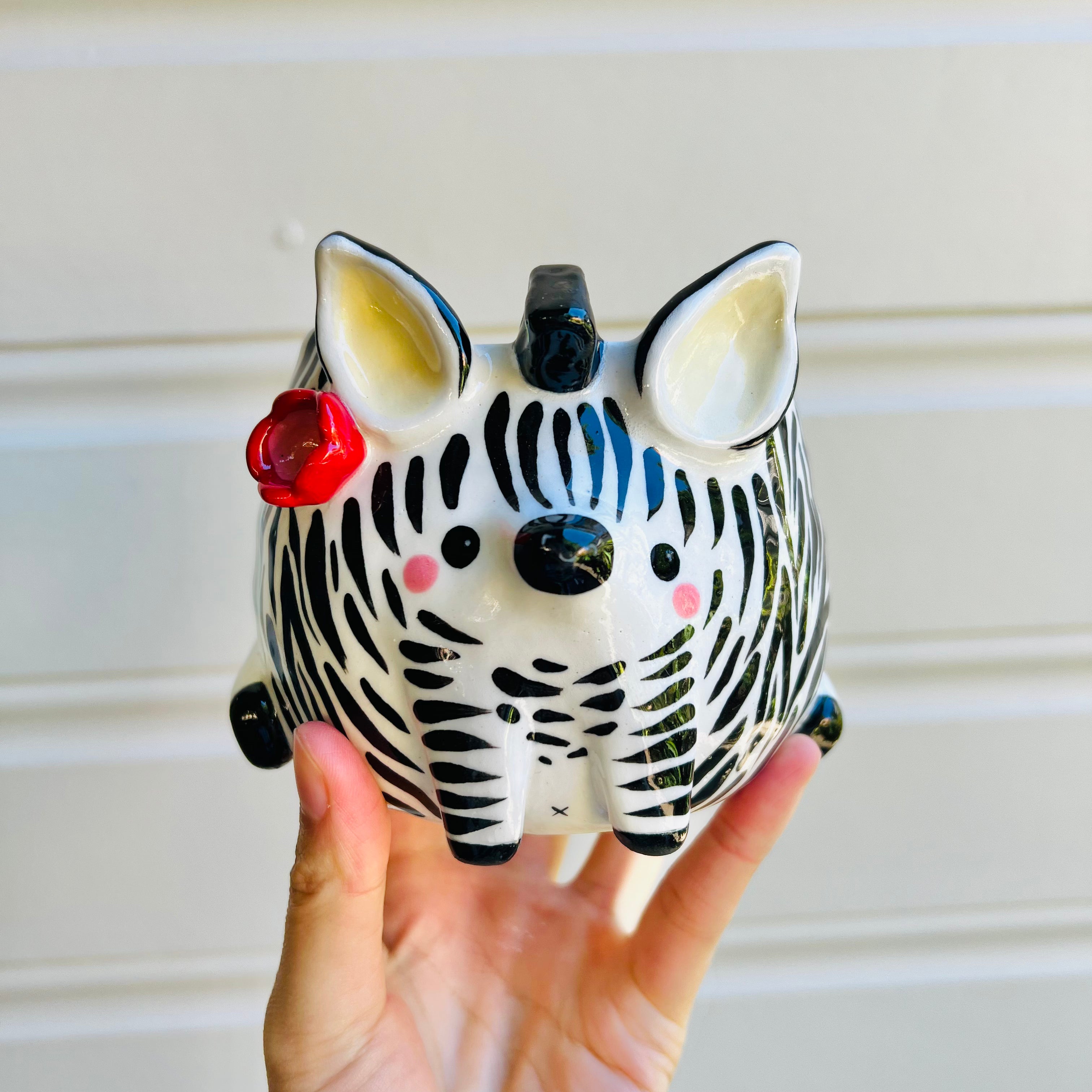 Zebra pot