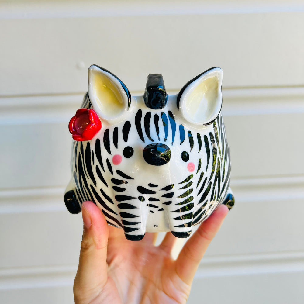 Zebra pot, photo 1 of 5
