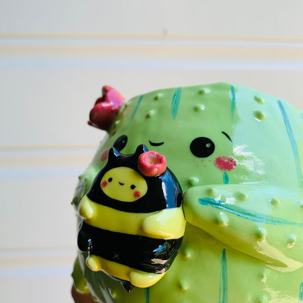Flowery cactus pot with bee friend, photo 7 of 9