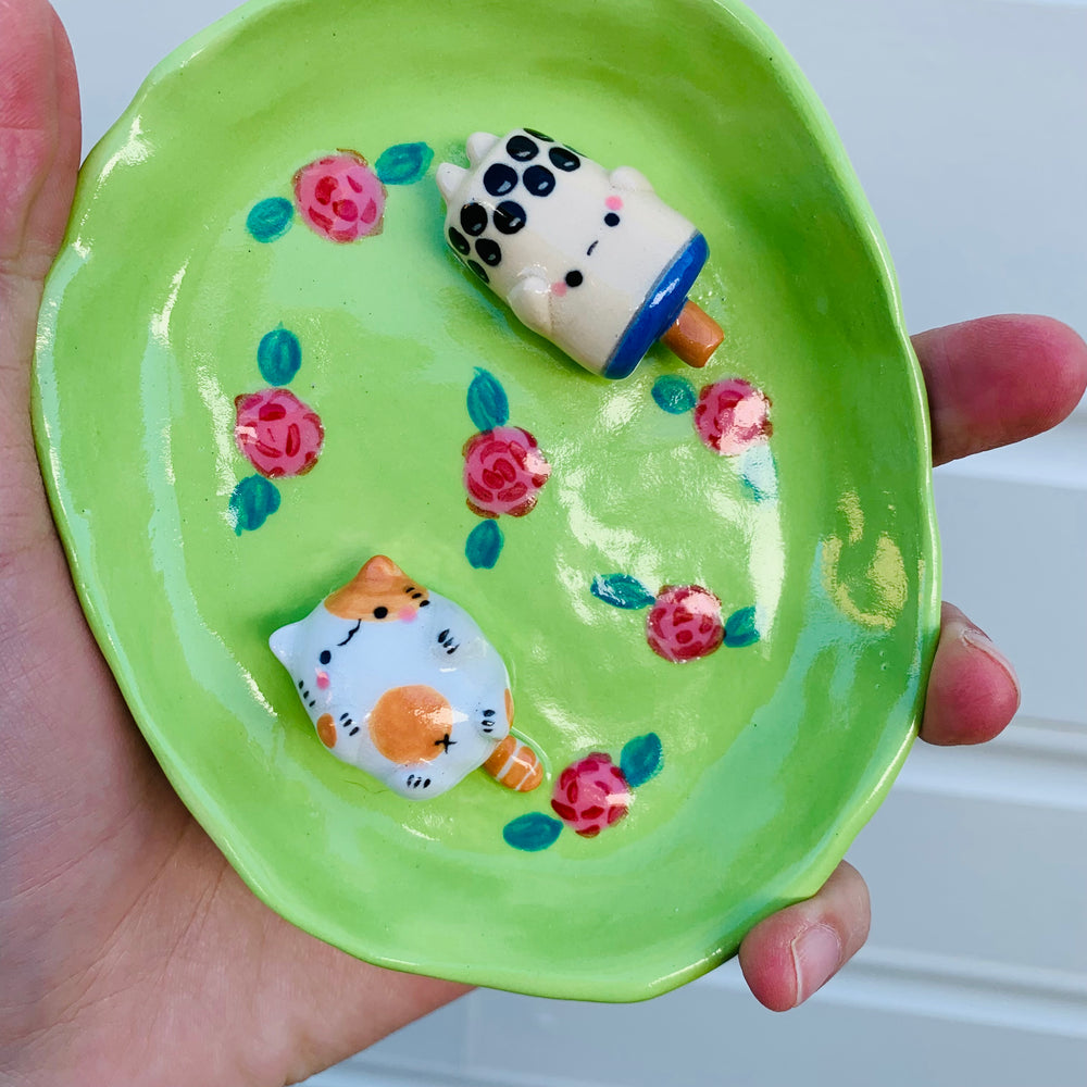 Bubble tea and cat friend flowery trinket dish, photo 6 of 6