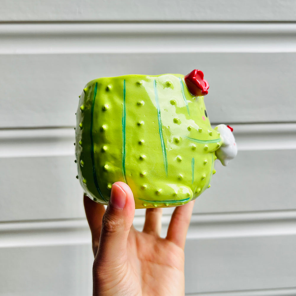 Flowery cactus pot with dumpling friend, photo 2 of 5