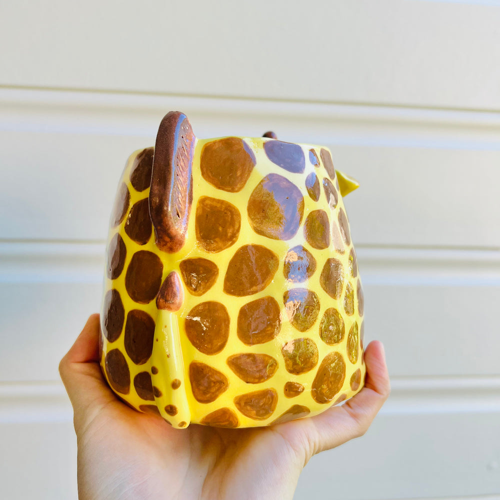 Giraffe pot, photo 4 of 5
