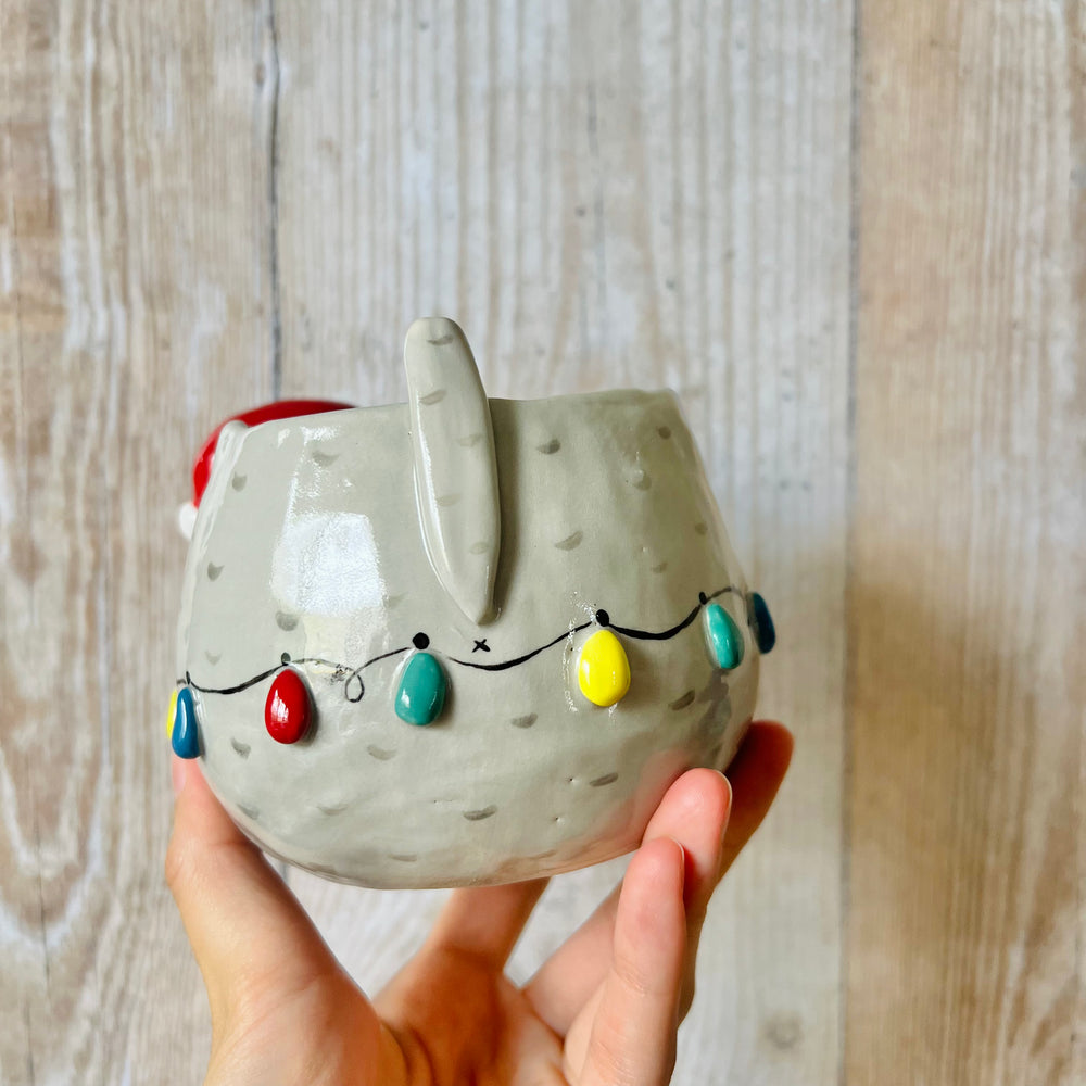 CHRISTMAS LIGHTS GREY CAT POT, photo 4 of 6