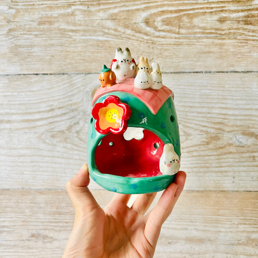 LNY PICNIC BUNNIES Tea light candle holder