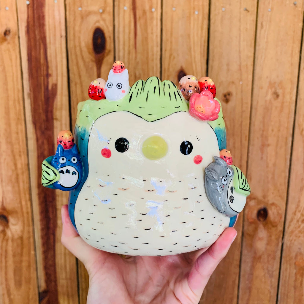 Big birdo pot with Totoro and baby bird friends