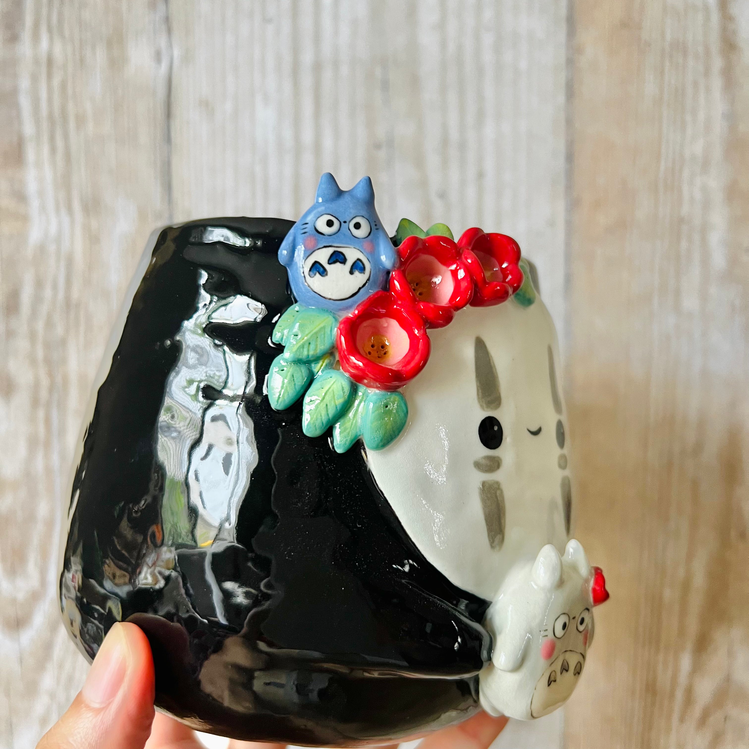 Flowery NO FACE POT with Totoro friends