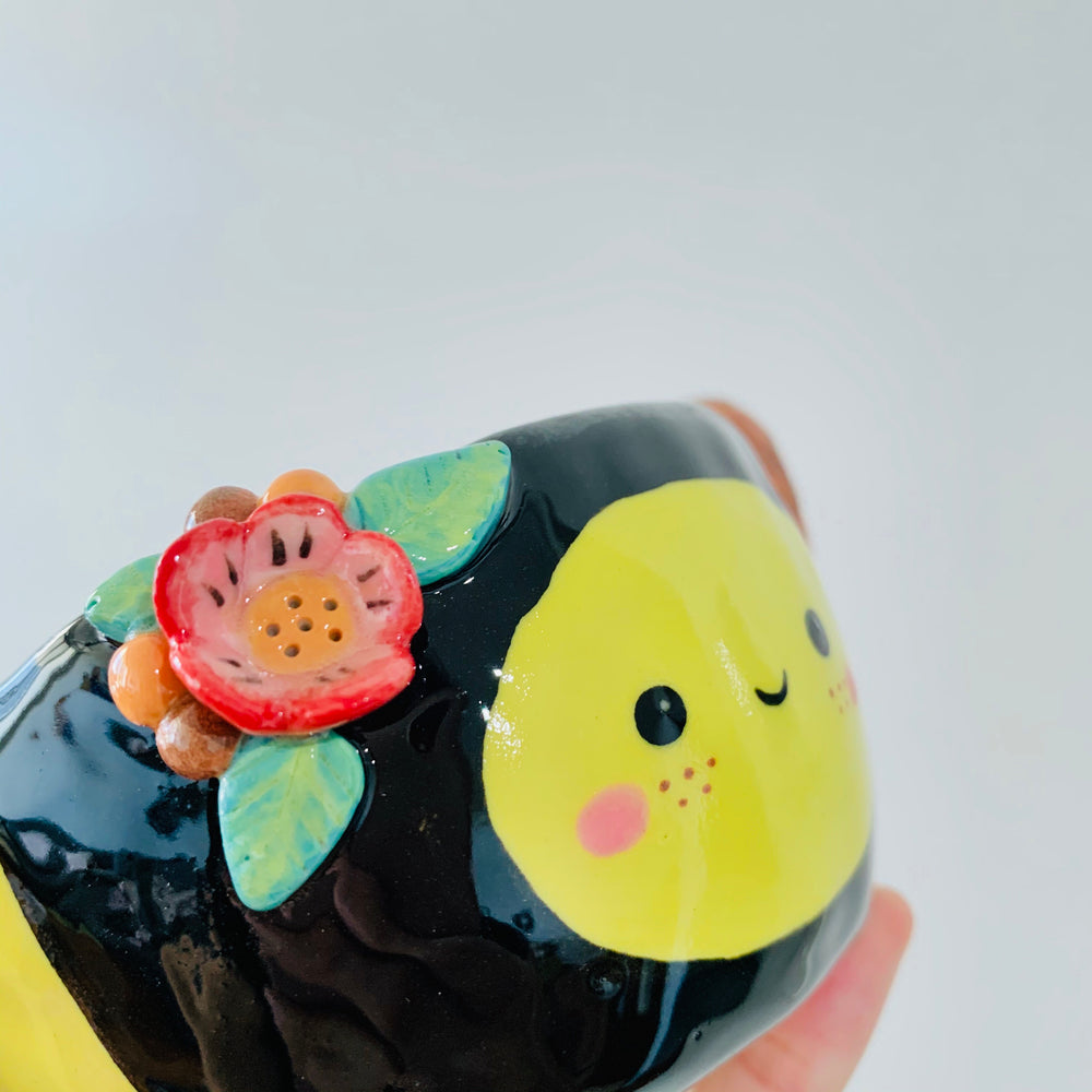Flowery bee snack bowl with sloth friend, photo 7 of 7