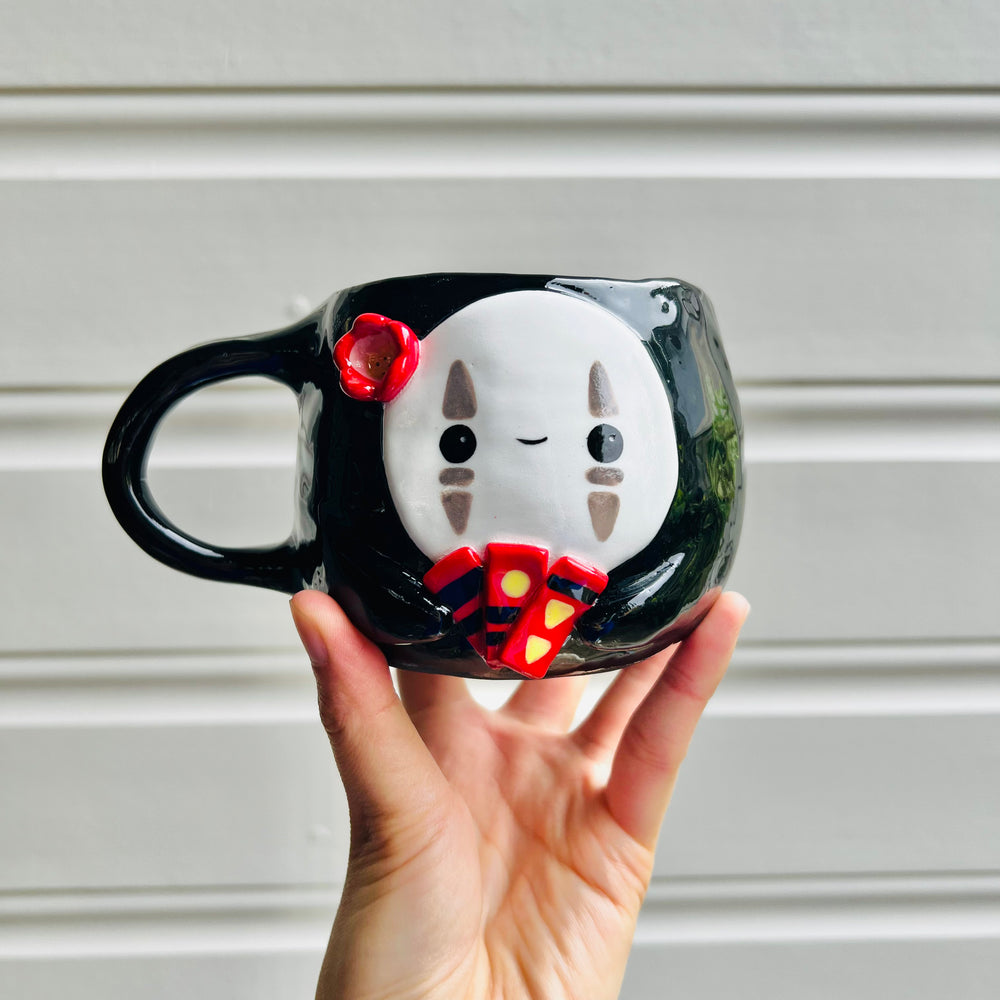 No Face mug with bath tokens, photo 1 of 5