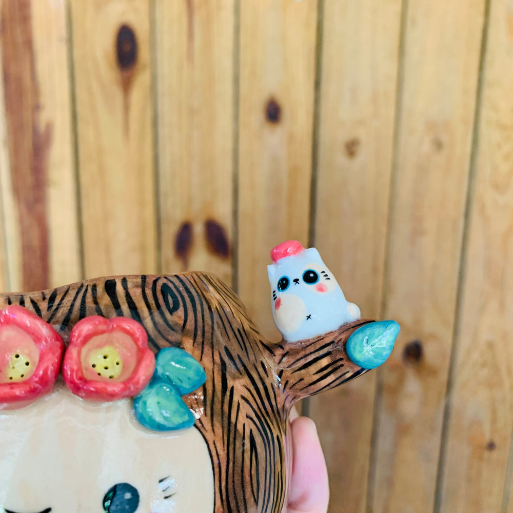 Happy tree pot with spotty cat friends, photo 9 of 9