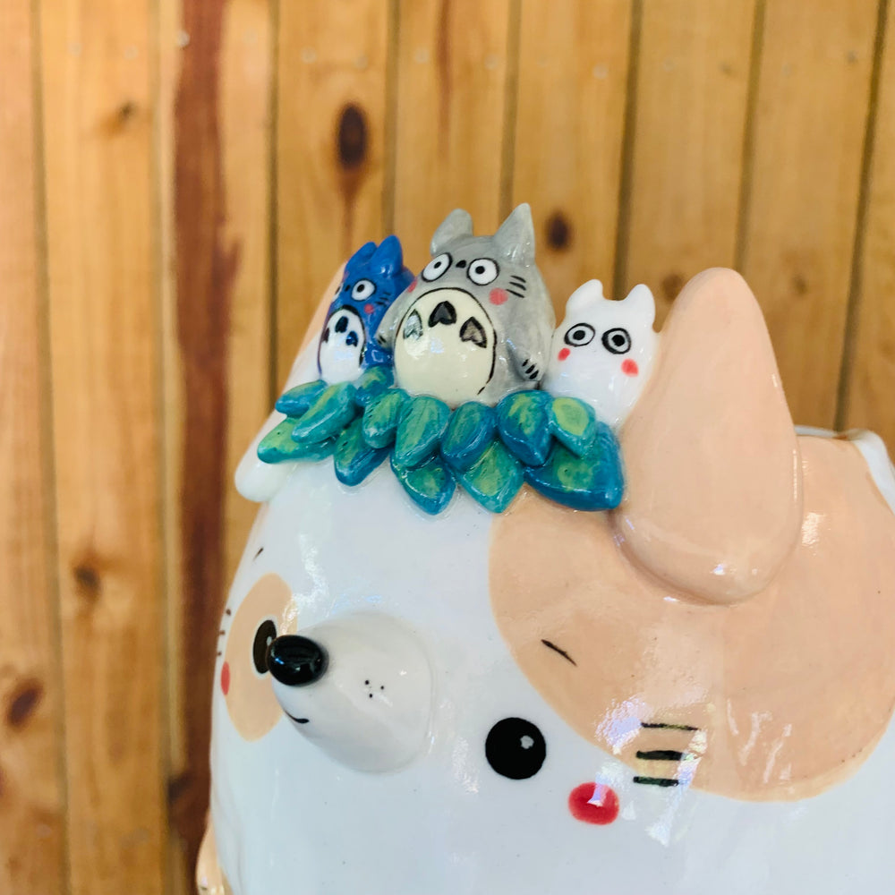 Cream spotty doggo pot with Totoro friends, photo 7 of 9