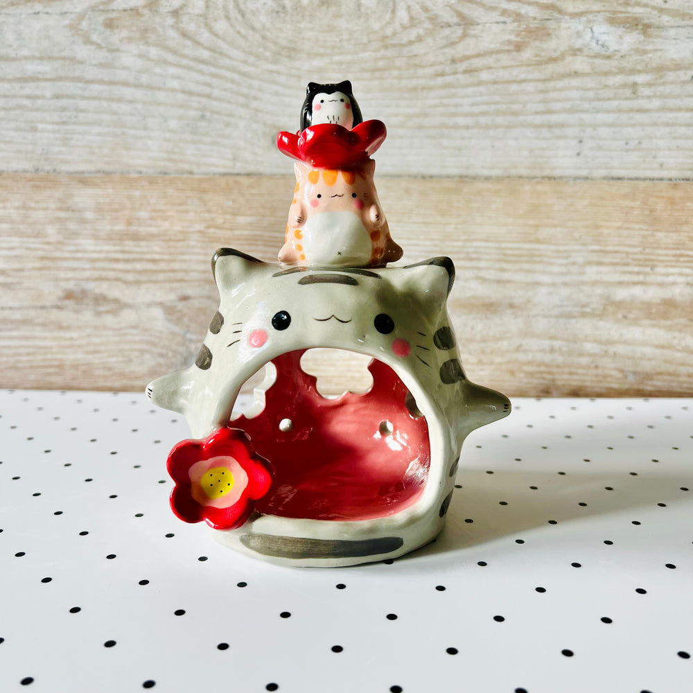Flowery cat trio candle holder, photo 7 of 7