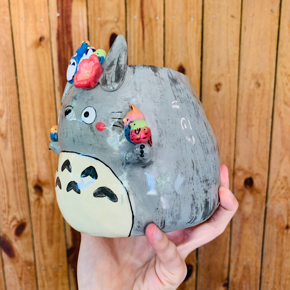 Totoro pot with Chibi Totoro and bird friends, photo 3 of 11