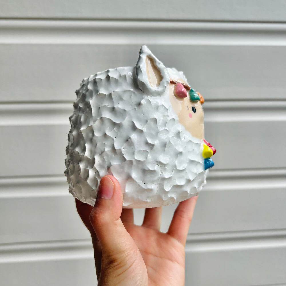 Tassel llama pot, photo 2 of 9